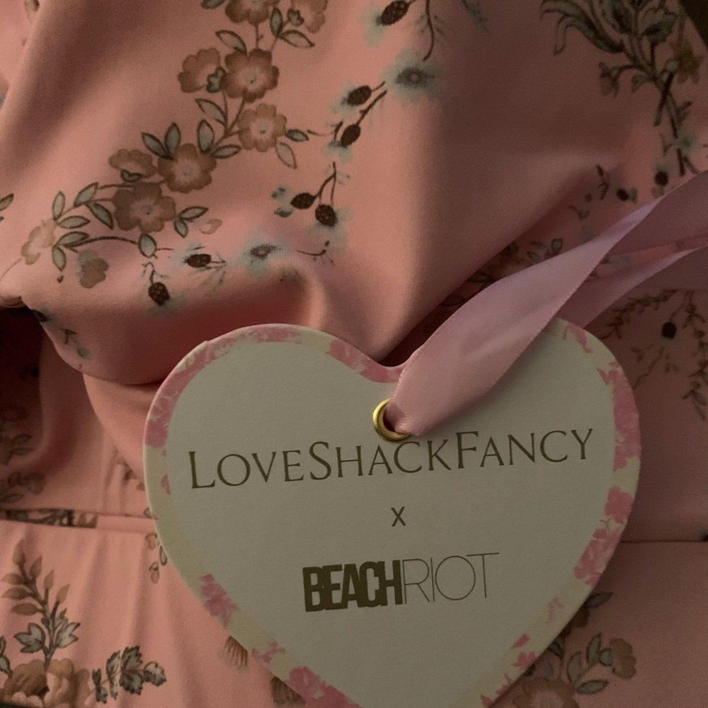 LoveShackFancy x Beach Riot Twist Top SZ M NWT - Picture 4 of 4